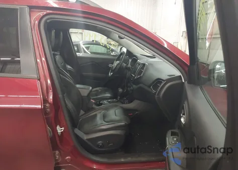 2019 Jeep Cherokee Trailhawk Elite 4X4 из США, поврежденный, VIN 1C4PJMBX7KD328864